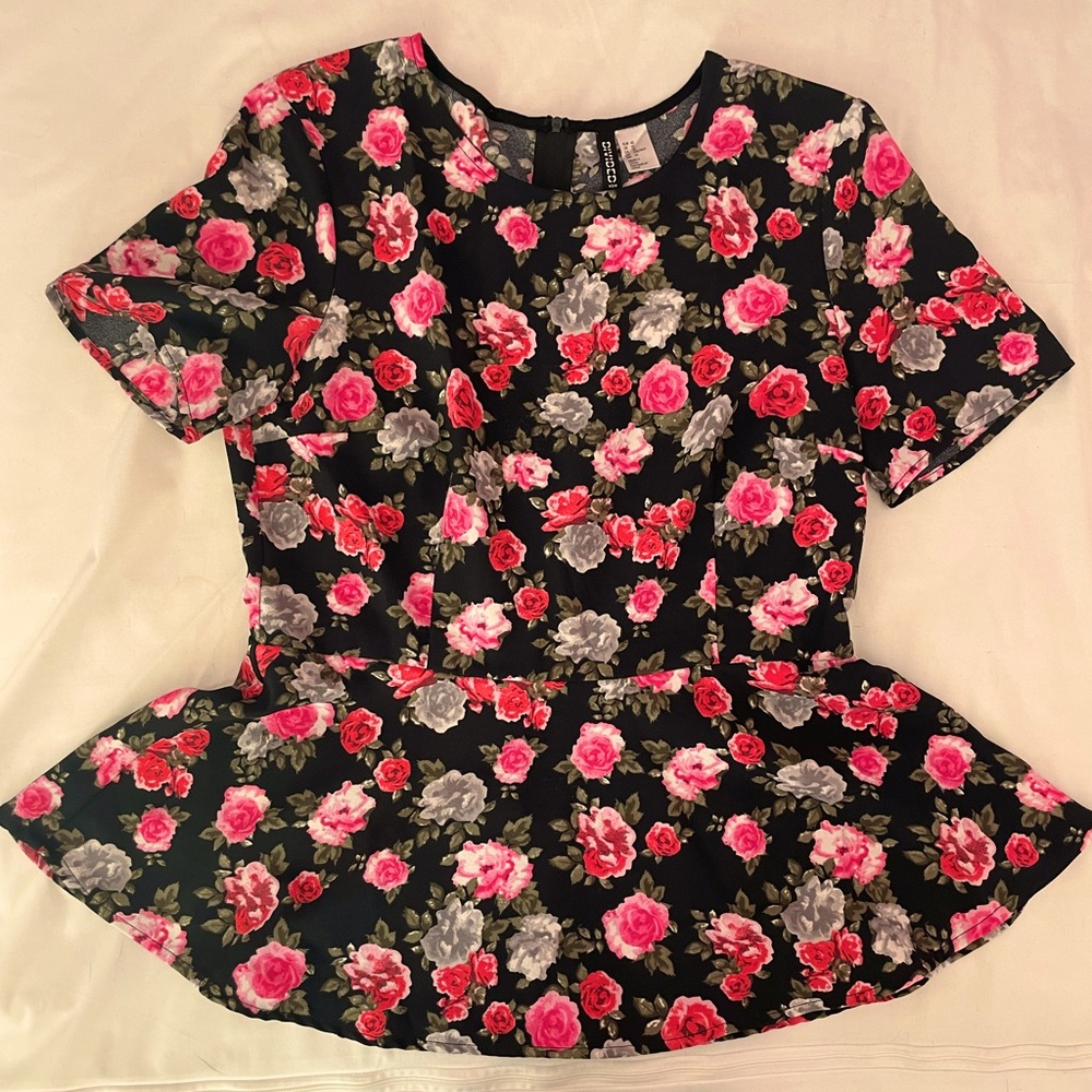 Divided Floral peplum shirt